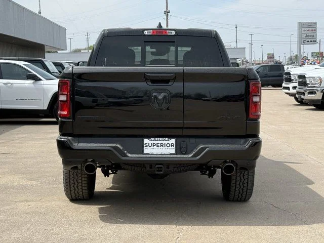 New 2026 Diamond Black Crystal Pearl-Coat Exterior Paint RAM Big Horn/Lone Star image 4
