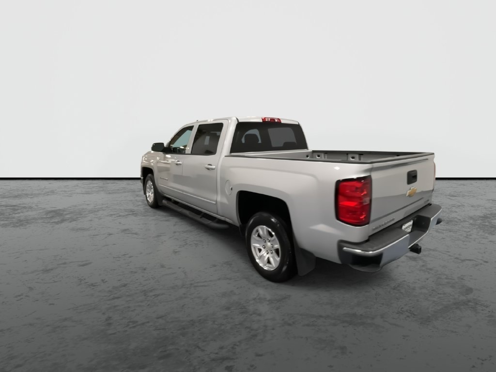 Used 2015 SILVER ICE METALLIC Chevrolet LT image 6