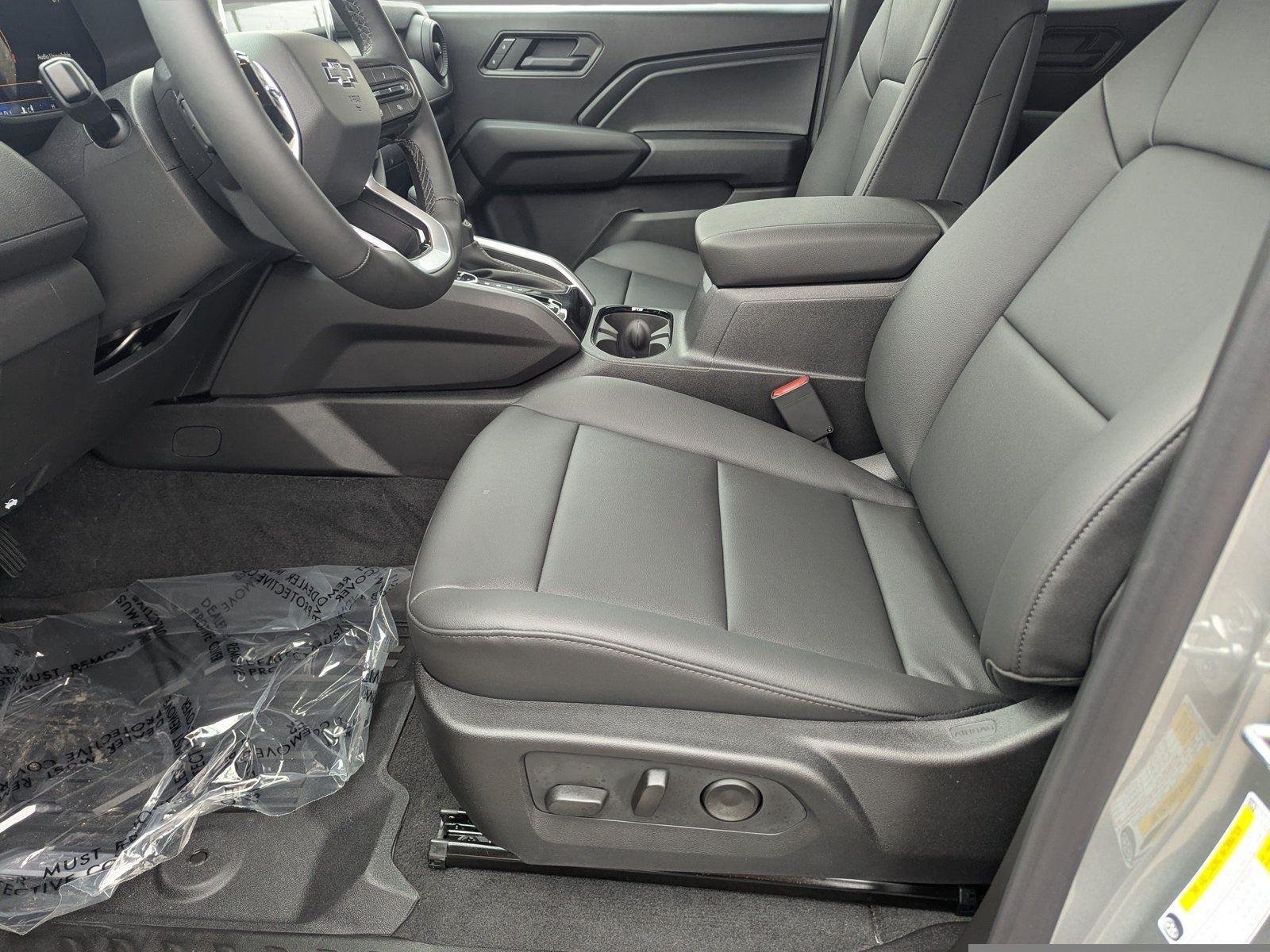 2026 Chevrolet Colorado Trail Boss - Photo 18