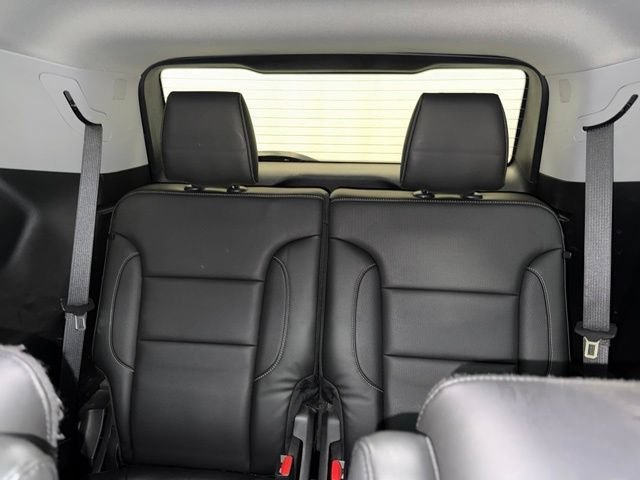 Used 2019 Ebony Twilight Metallic GMC SLT image 19