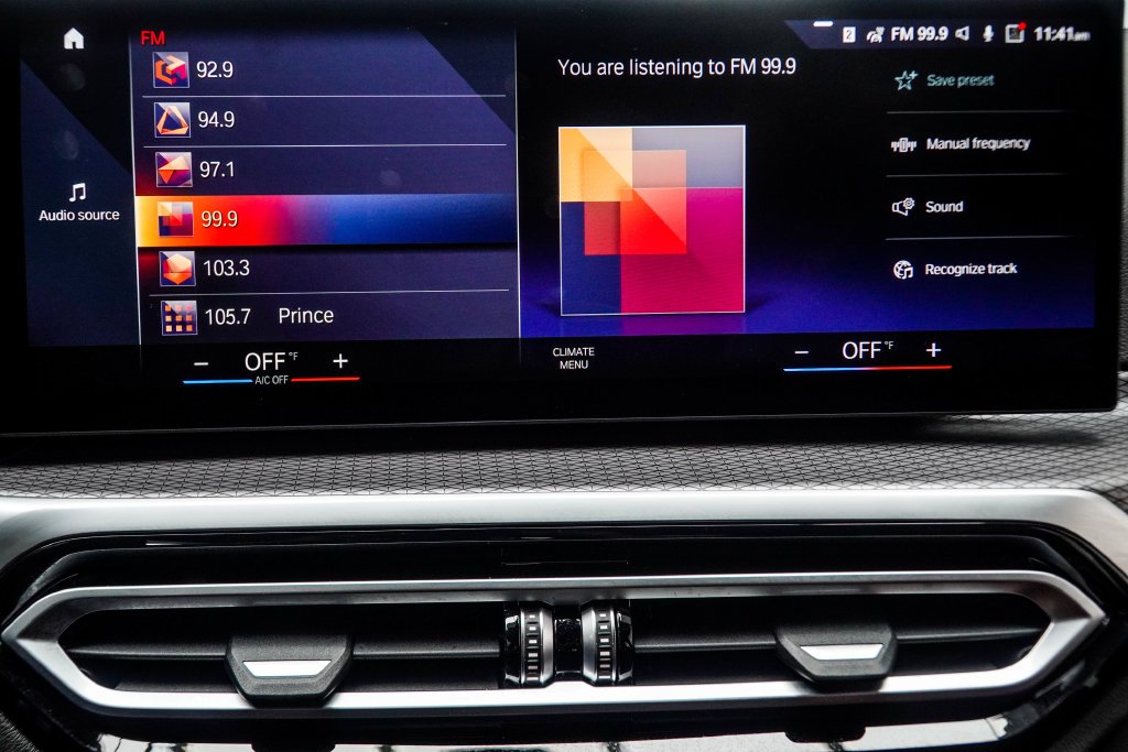 Used 2023 Gray BMW eDrive40 image 30
