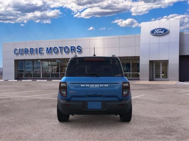 New 2026 Velocity Blue Metallic Ford Outer Banks image 28