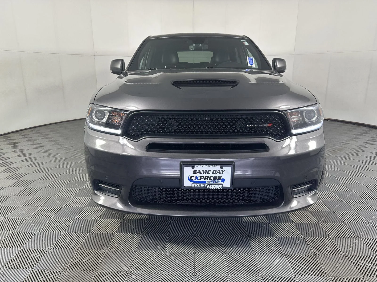 Used 2020 Granite Crystal Metallic Dodge R/T image 13