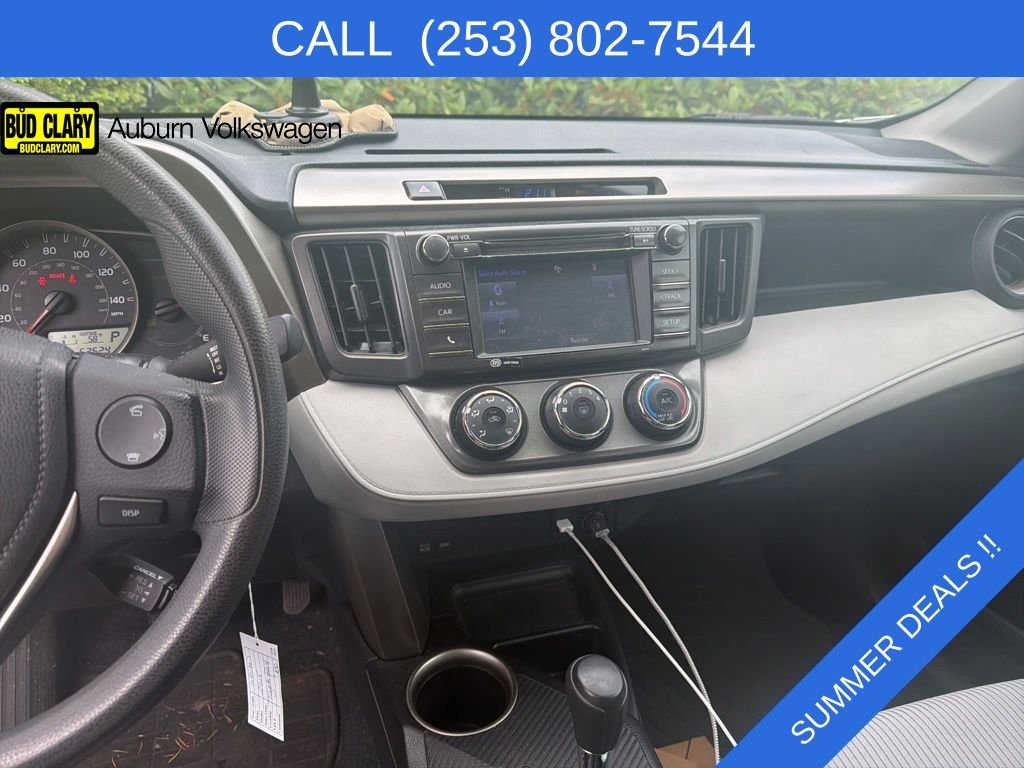 Used 2015 White Toyota LE image 12