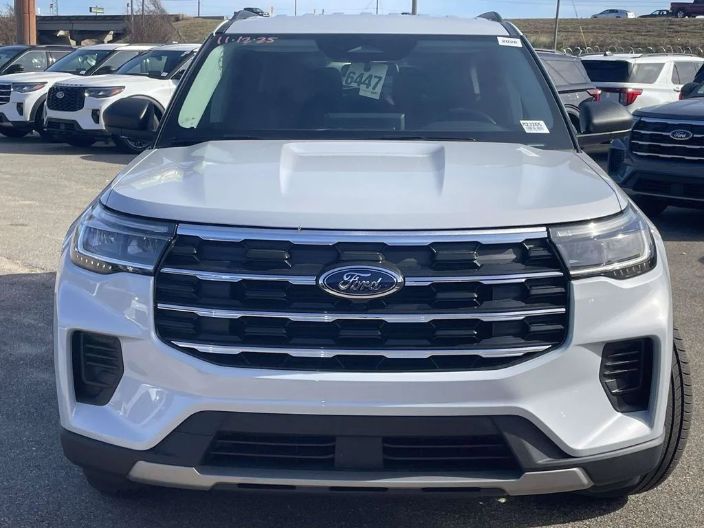 New 2026 Space White Metallic Ford Active image 8