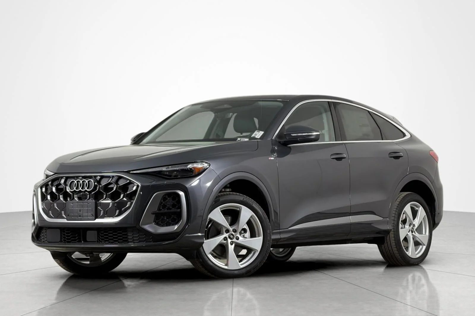 2025 Audi Q5 Sportback 45 Premium Plus's photo