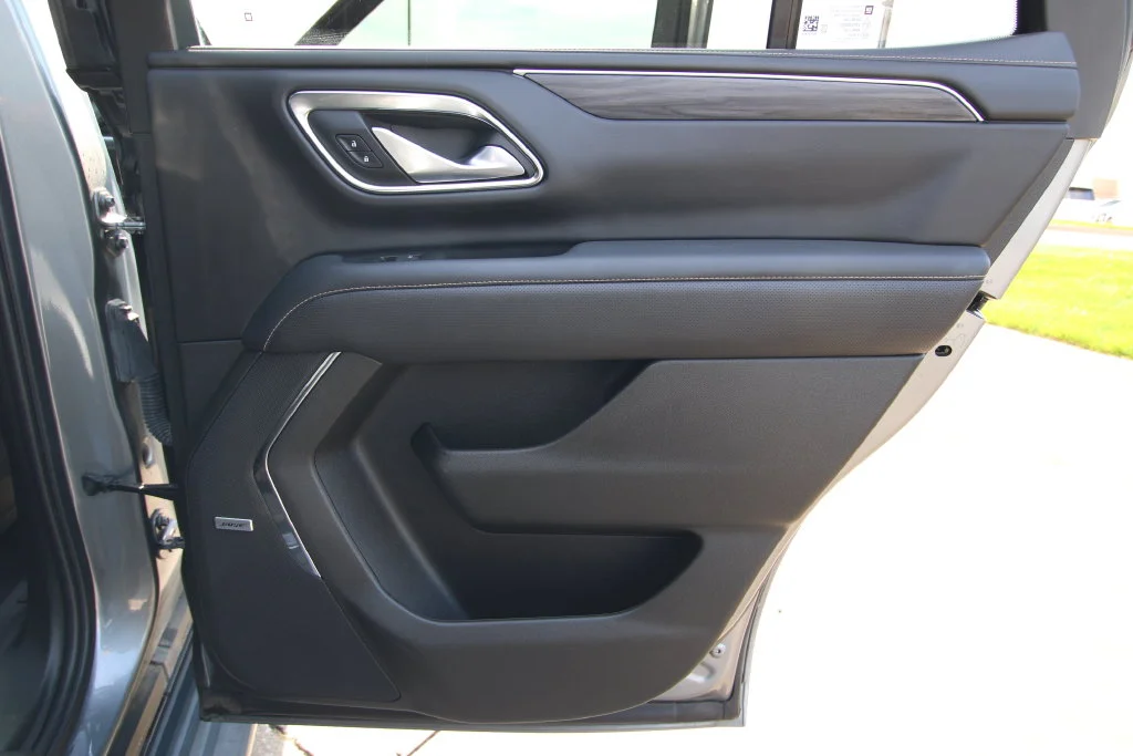 Used 2022 Gray GMC SLT image 41