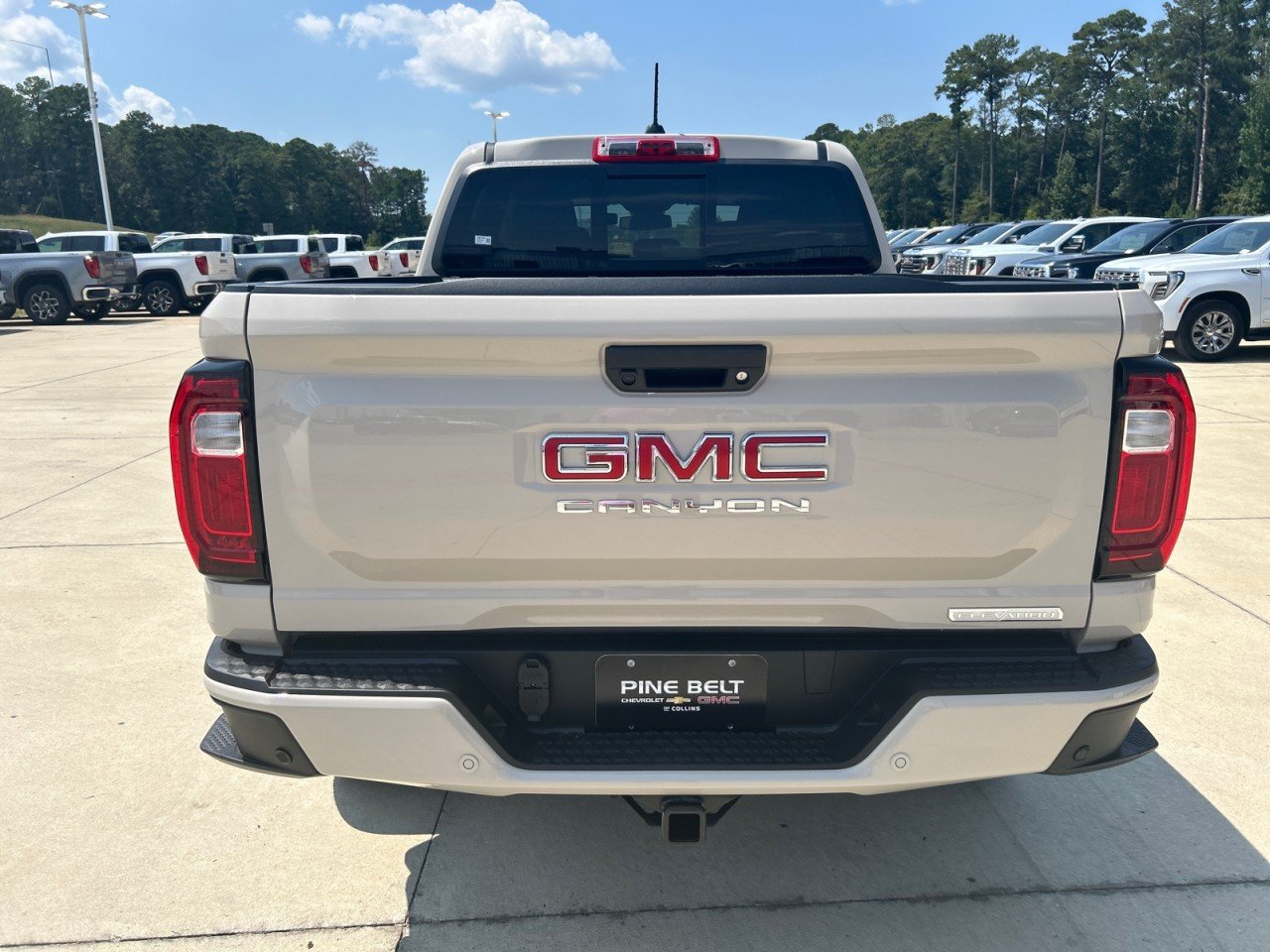 2026 GMC Canyon Elevation - Photo 6