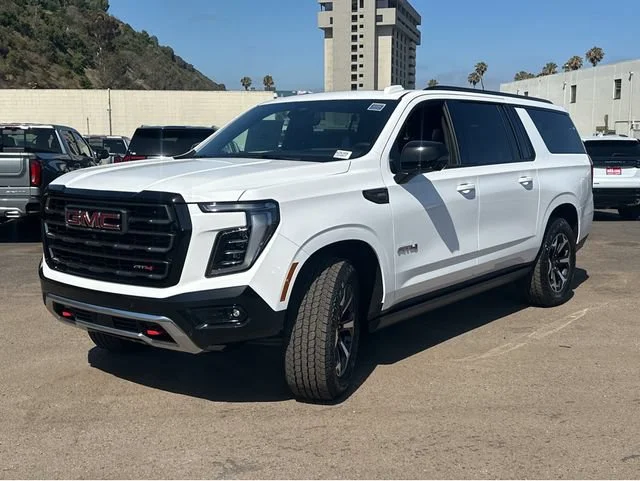 2026 GMC Yukon XL AT4 Ultimate - Photo 10