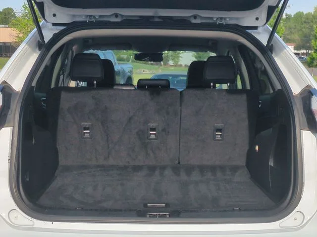 Used 2024 White Ford SEL image 32