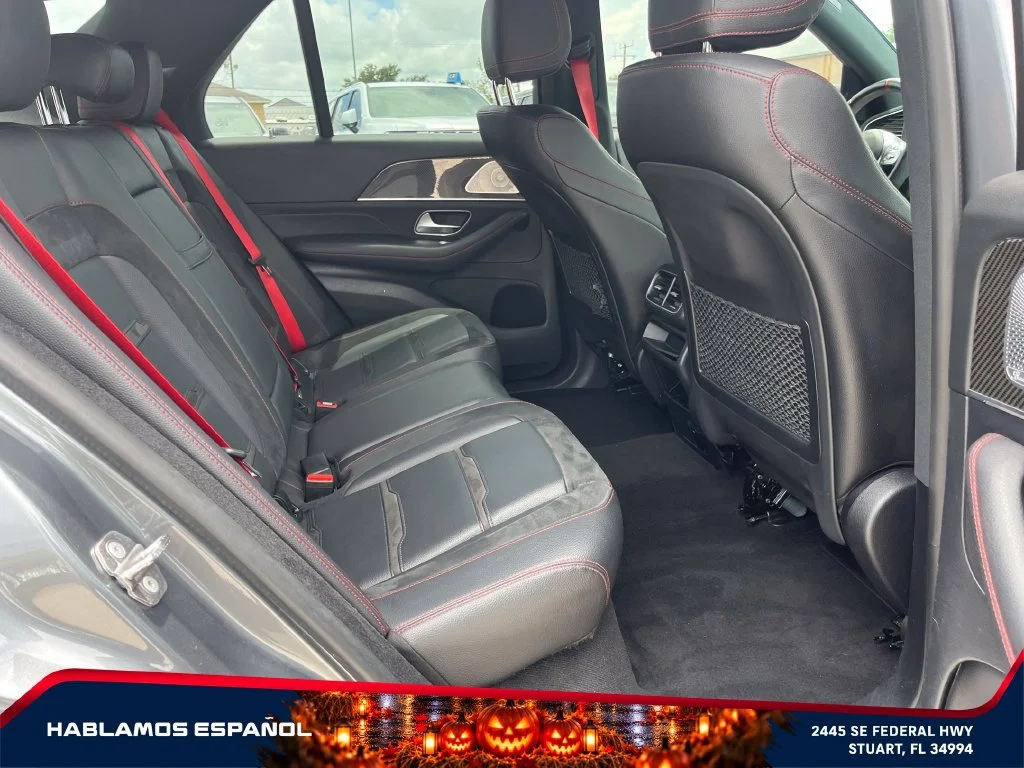 Used 2021 Gray Mercedes-Benz 4MATIC® image 16