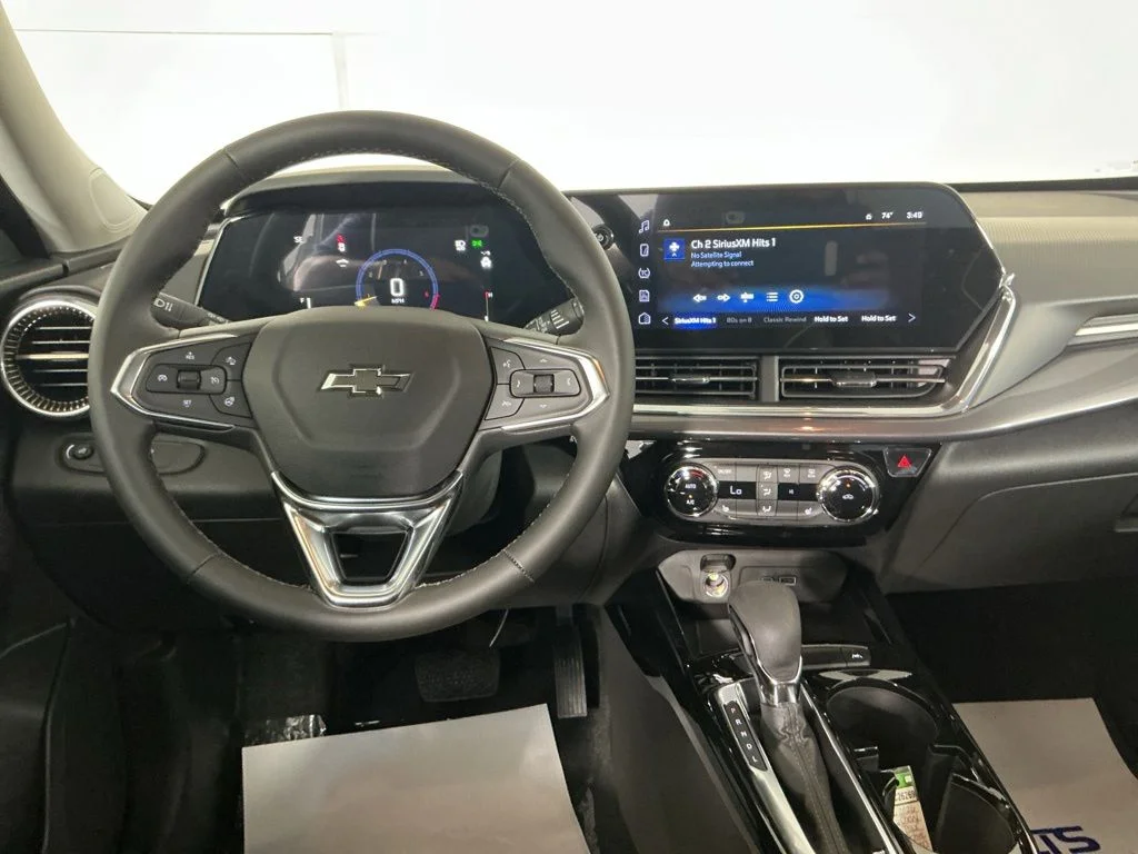 New 2026 Green Chevrolet ACTIV image 16