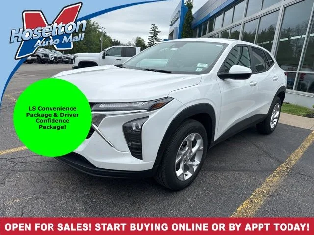 2024 Chevrolet Trax LS's photo