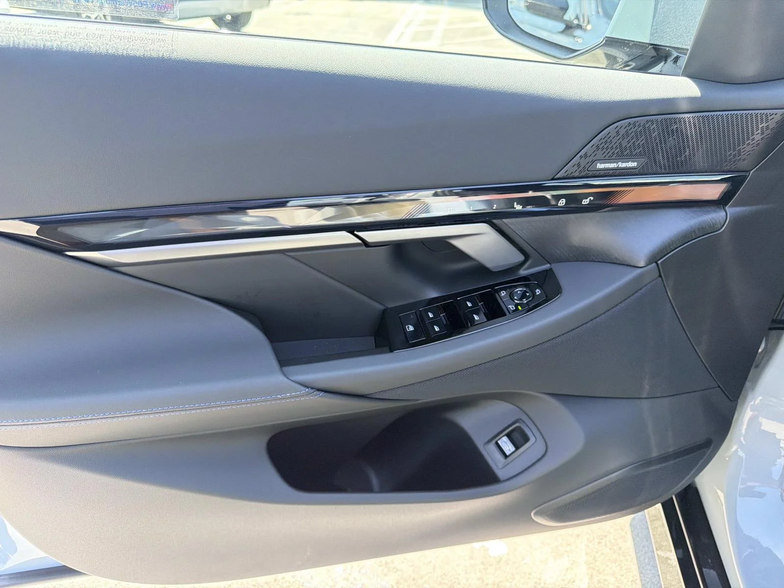 New 2027 Brooklyn Grey Metallic BMW eDrive40 image 10