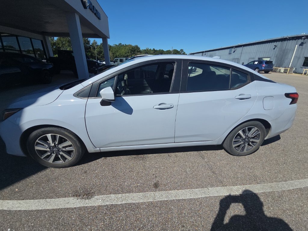 Used 2023 Gray Nissan 1.6 SV image 12