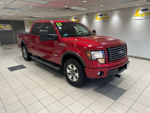 Used 2011  Ford XLT image 1