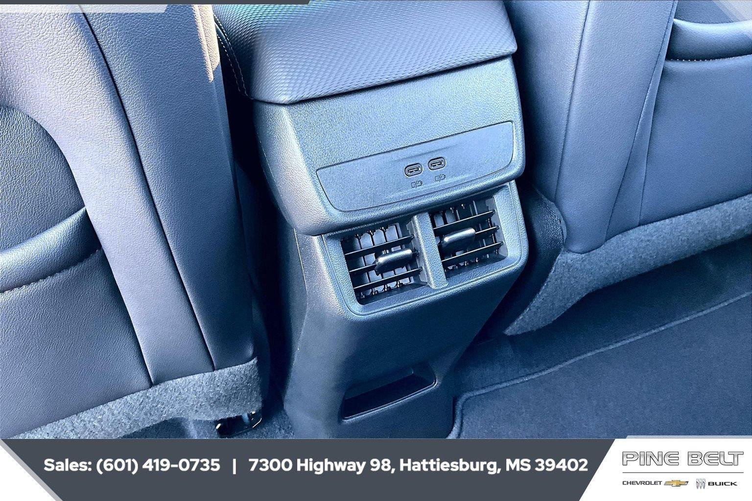 2027 Chevrolet Equinox LT - Photo 25