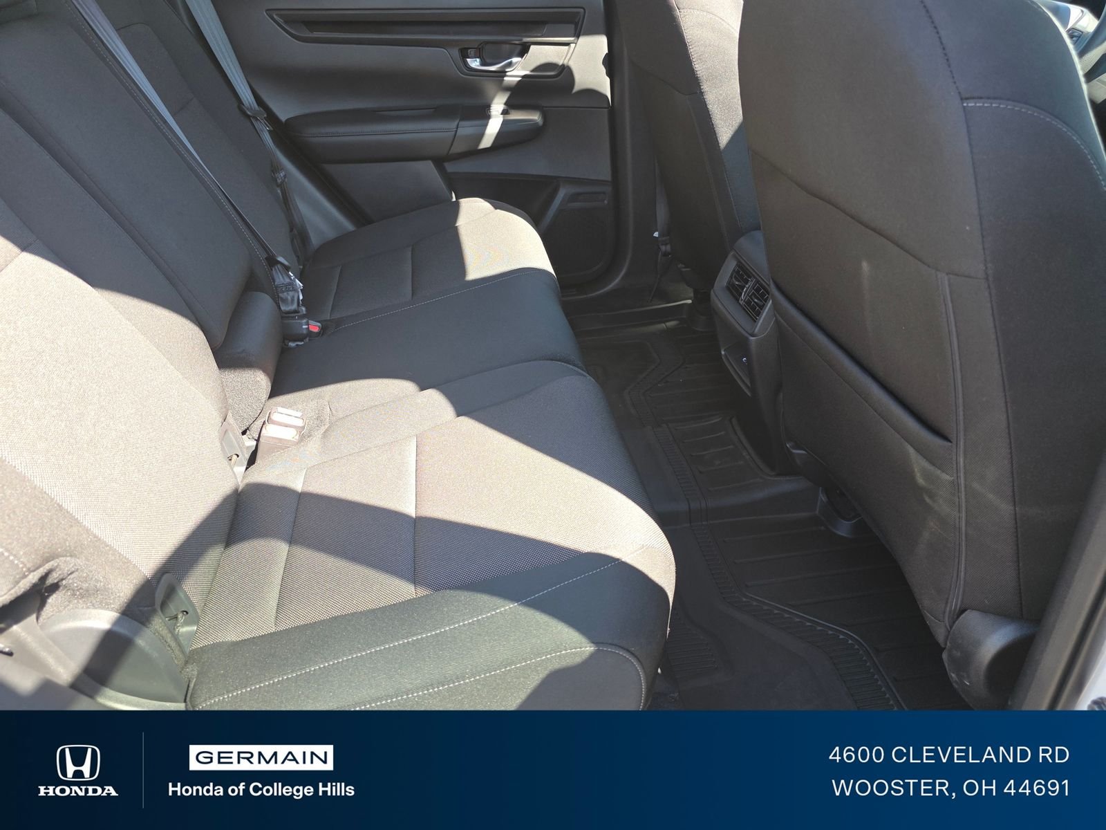 2025 Honda CR-V EX - Photo 22