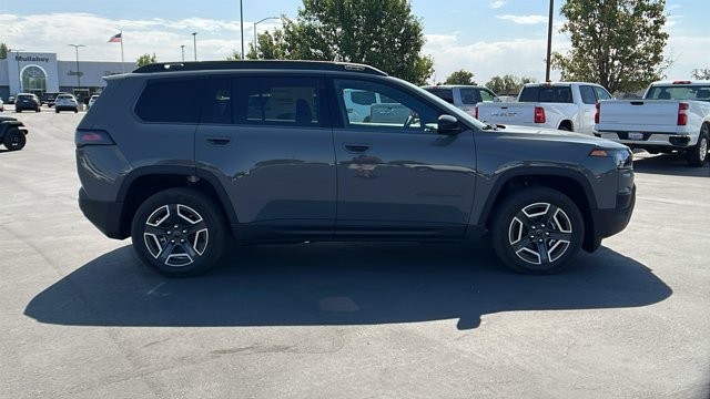 New 2026 Sting-Gray Clearcoat Jeep Laredo image 2