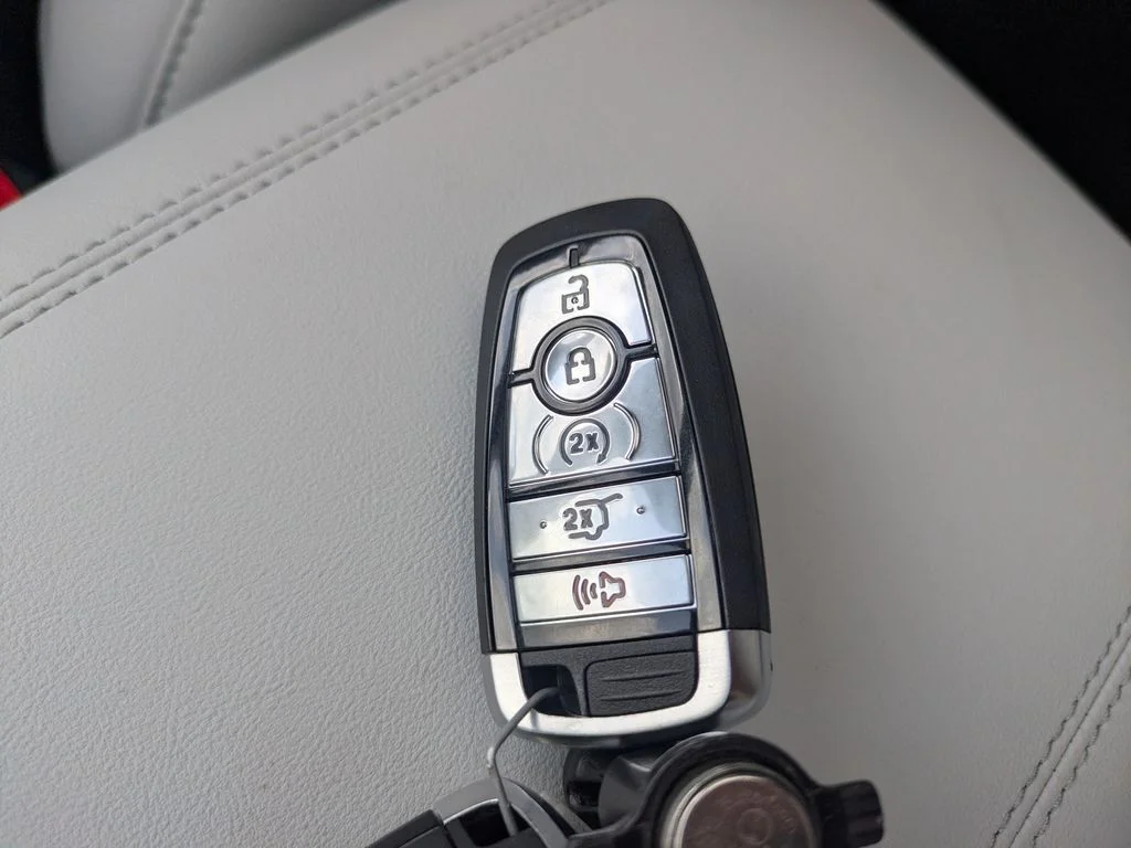 New 2026 Agate Black Metallic Ford Platinum image 37
