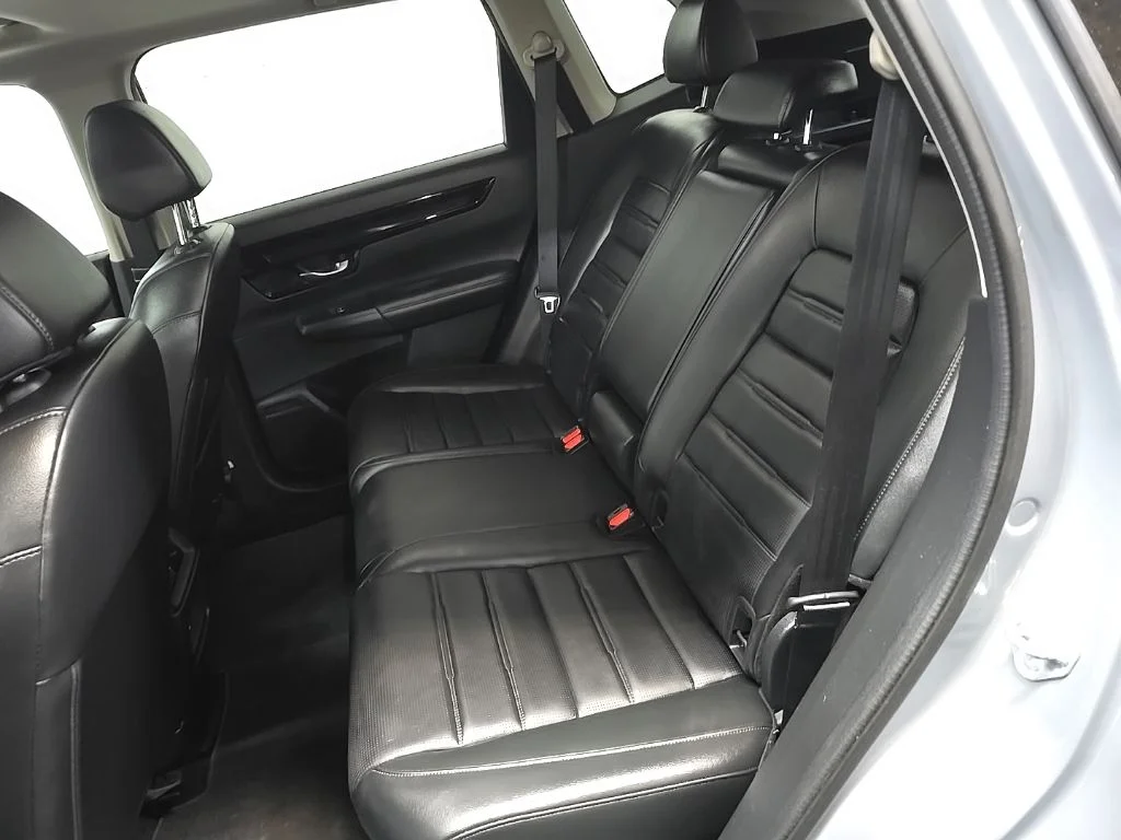 Used 2025  Honda EX-L image 32