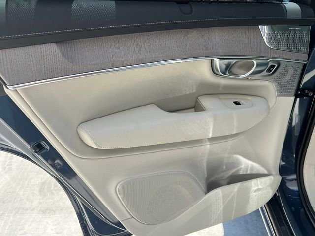 2025 Volvo XC90 Ultra - Photo 24
