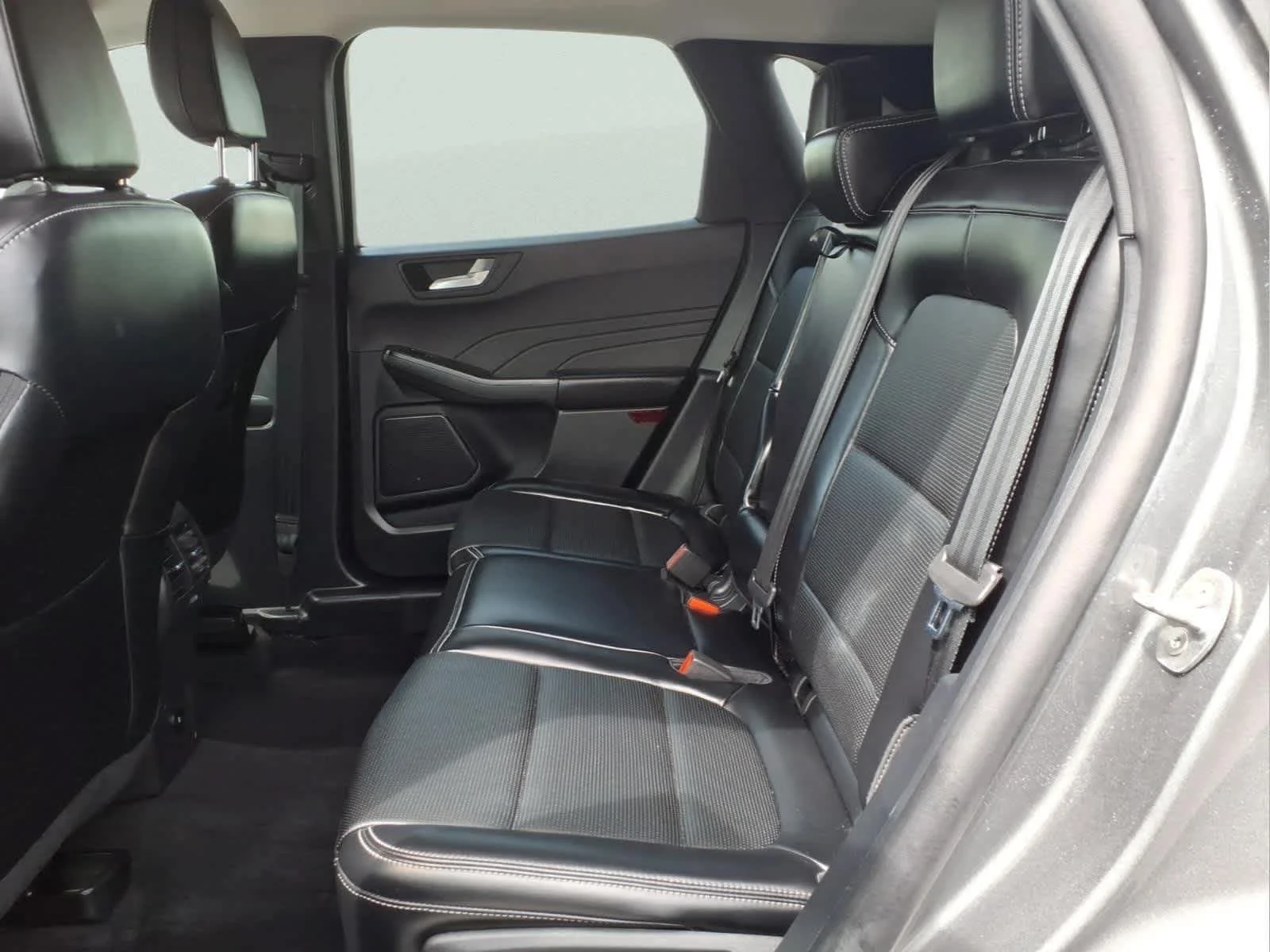 Used 2025 Carbonized Gray Ford Platinum image 29