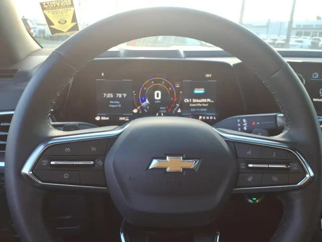 Used 2026 Summit White Chevrolet LT image 23