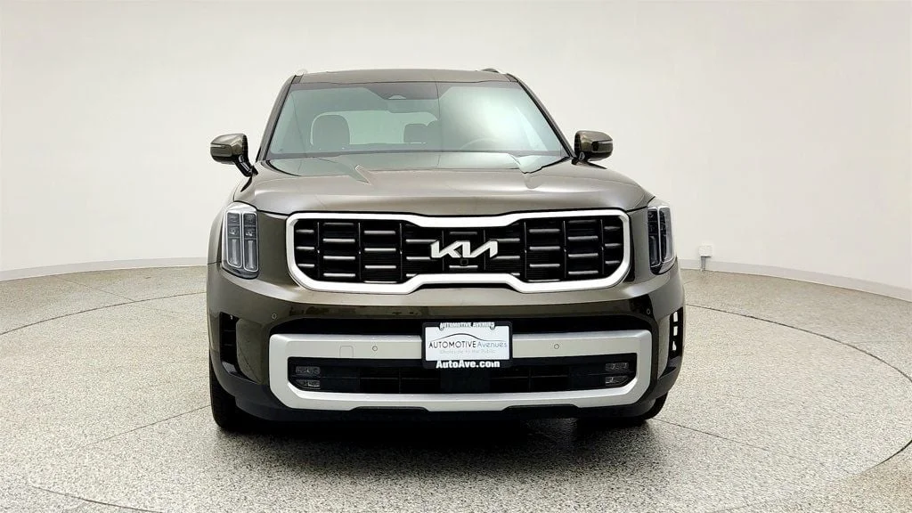 Used 2025 Dark Moss Kia SX AWD w/ Captain