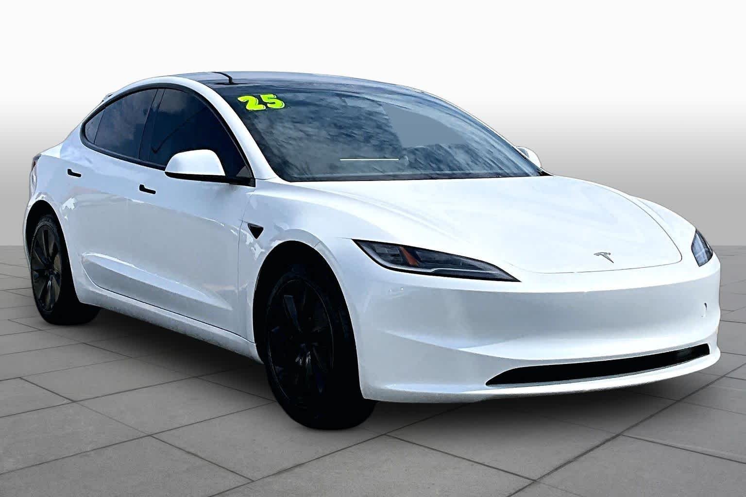 Used 2025 Tesla Model 3 Long Range with VIN 5YJ3E1EA1SF882158 for sale in Tustin, CA