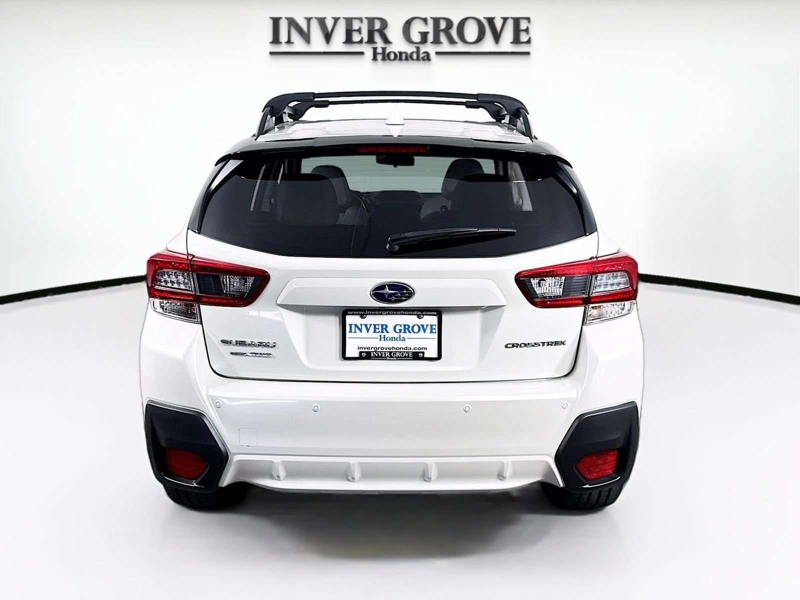 Used 2022 Crystal White Pearl Subaru Limited image 6