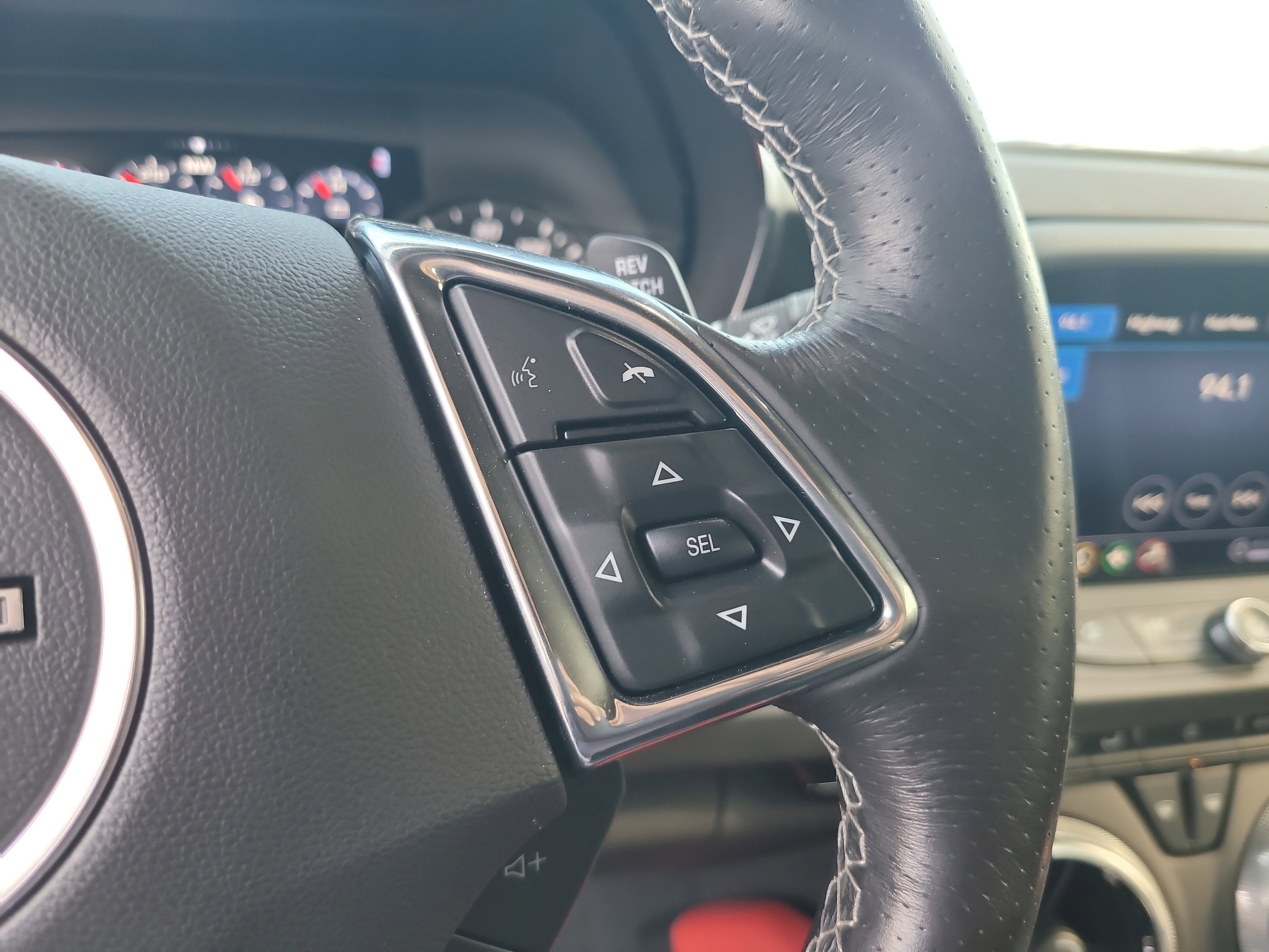 Used 2023 Sharkskin Metallic Chevrolet 1SS image 27