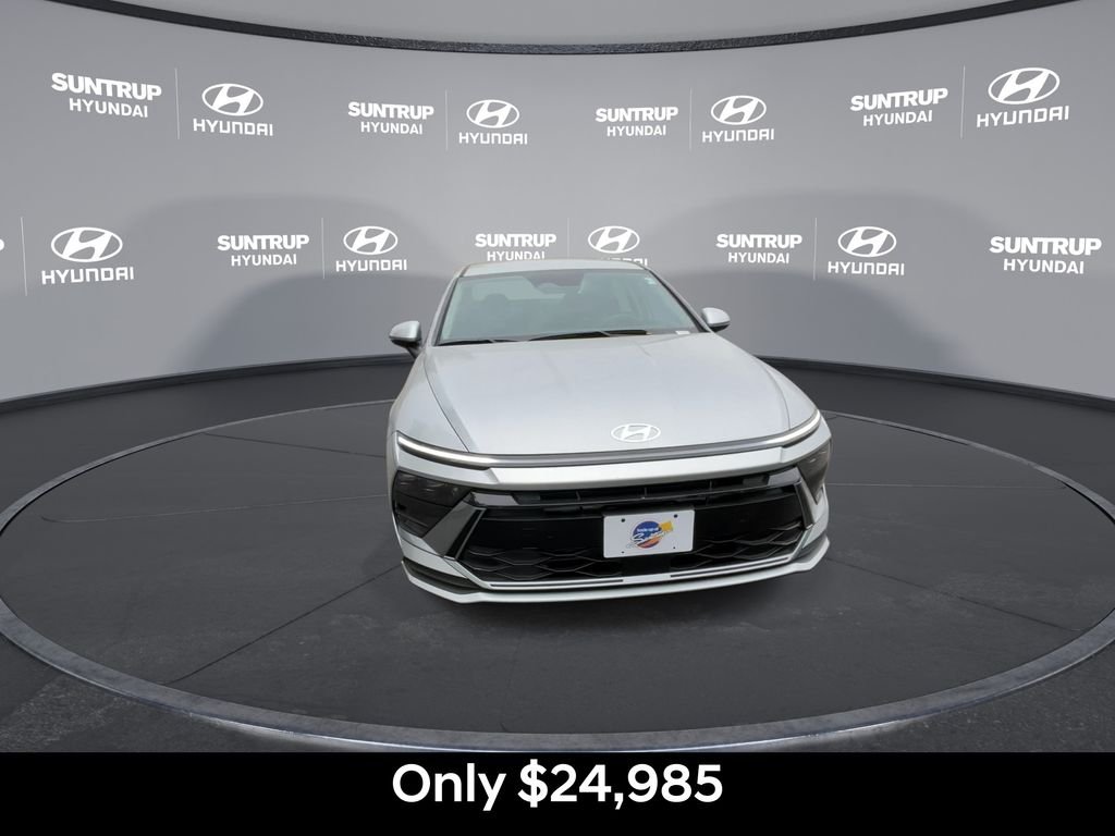 Certified Used 2026 Aero Silver Hyundai SE image 4