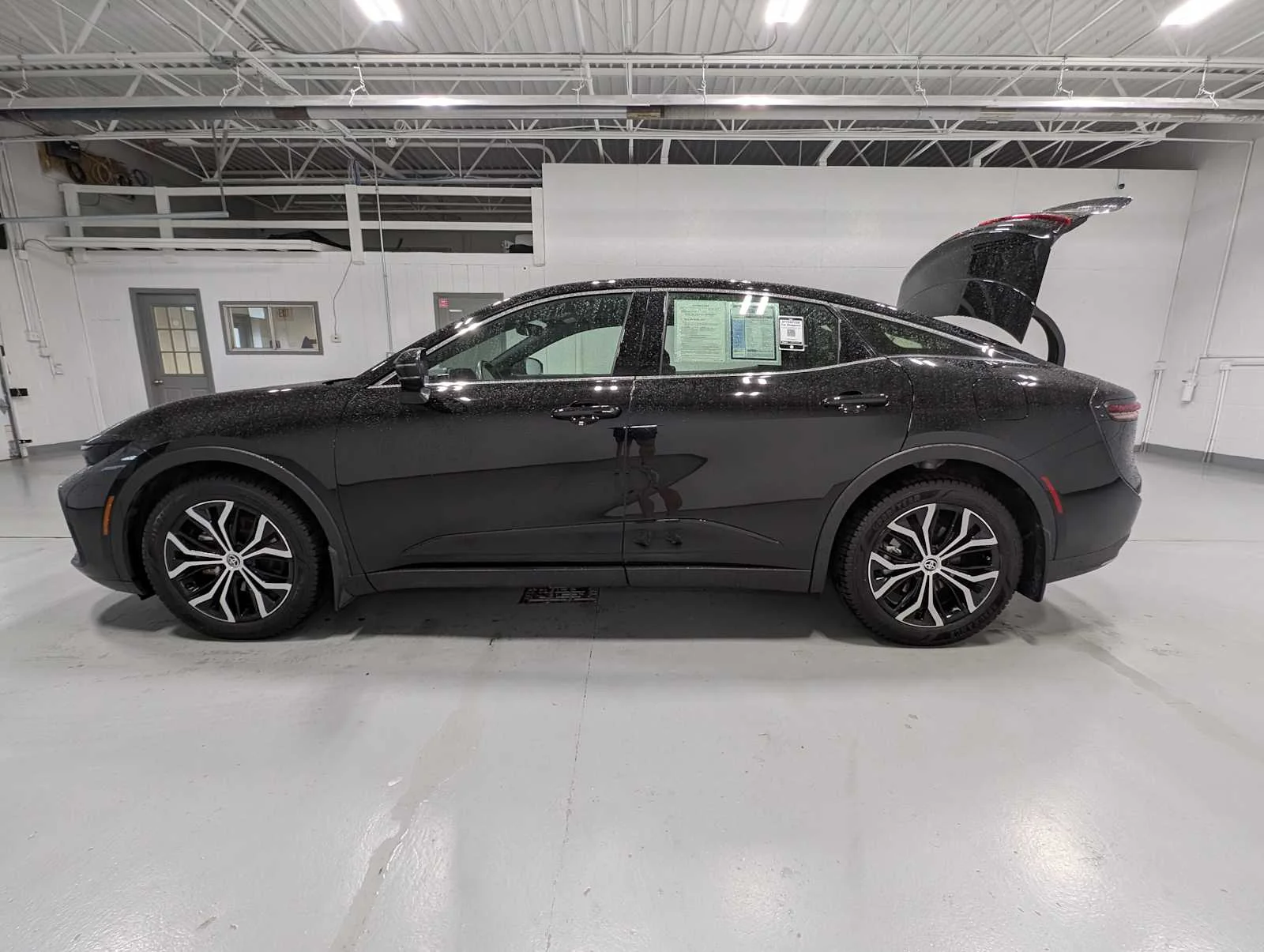 Used 2024 Black Toyota XLE image 12