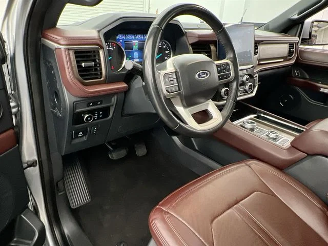 Used 2024 Silver Ford Limited image 7