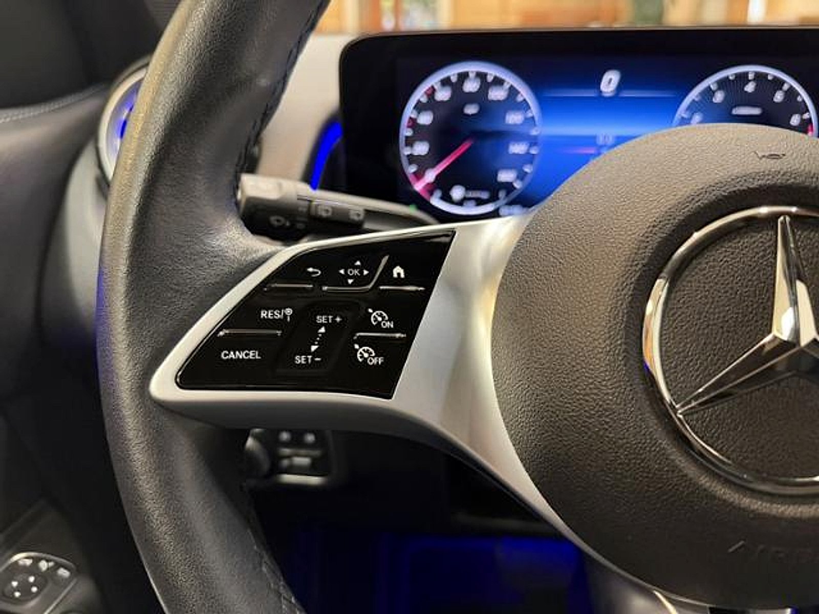 Used 2025 Polar White Mercedes-Benz  image 19