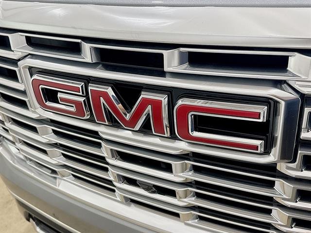 New 2026 Sterling Metallic GMC Denali image 32