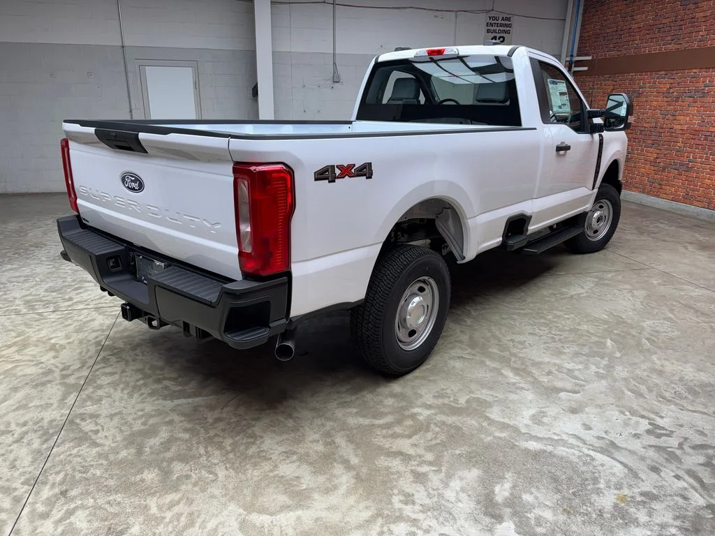 New 2027 Oxford White Ford F-250® XL image 5