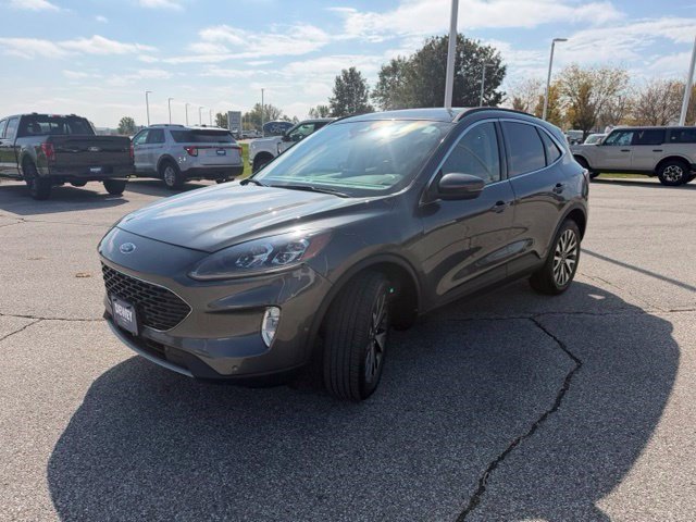 Used 2020 Magnetic Ford Titanium image 3