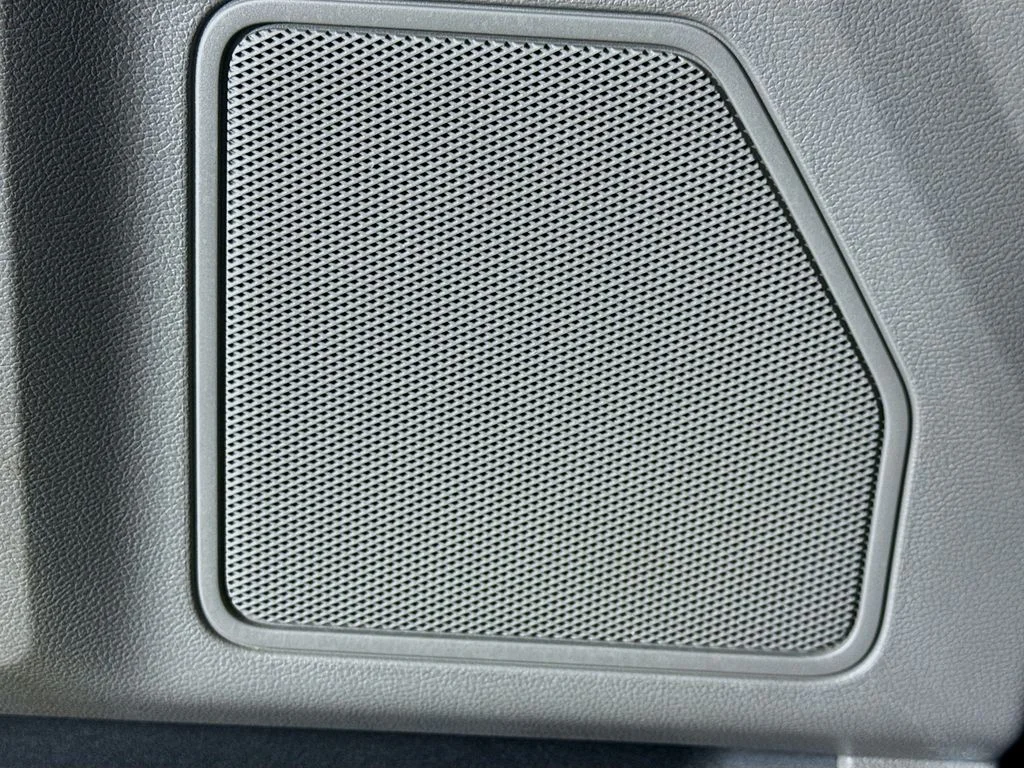 Used 2015 Gray Ford XLT image 21