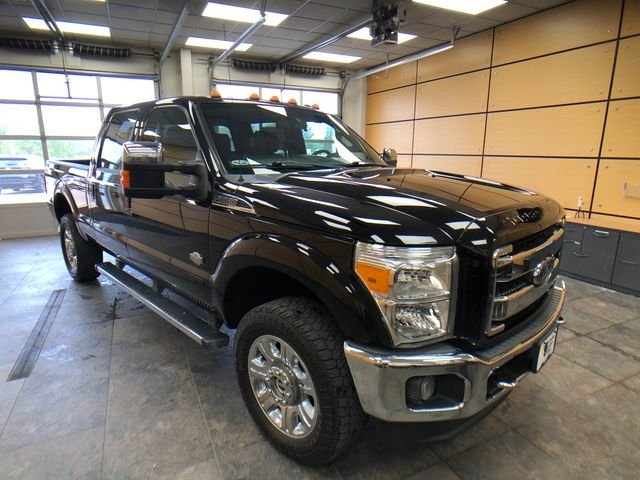 2016 Ford F-350 Lariat 4x4 Crew Cab 6-1/2' Box SRW's photo