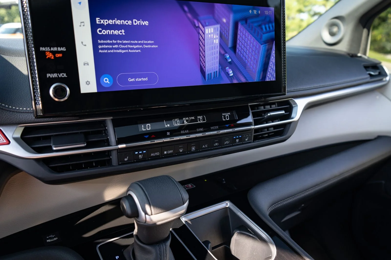 Used 2025  Toyota Platinum image 26