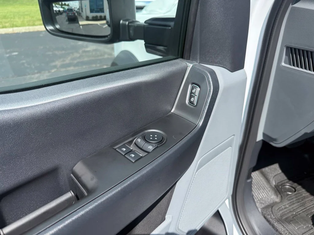 New 2026 Oxford White Ford F-450® XL image 16