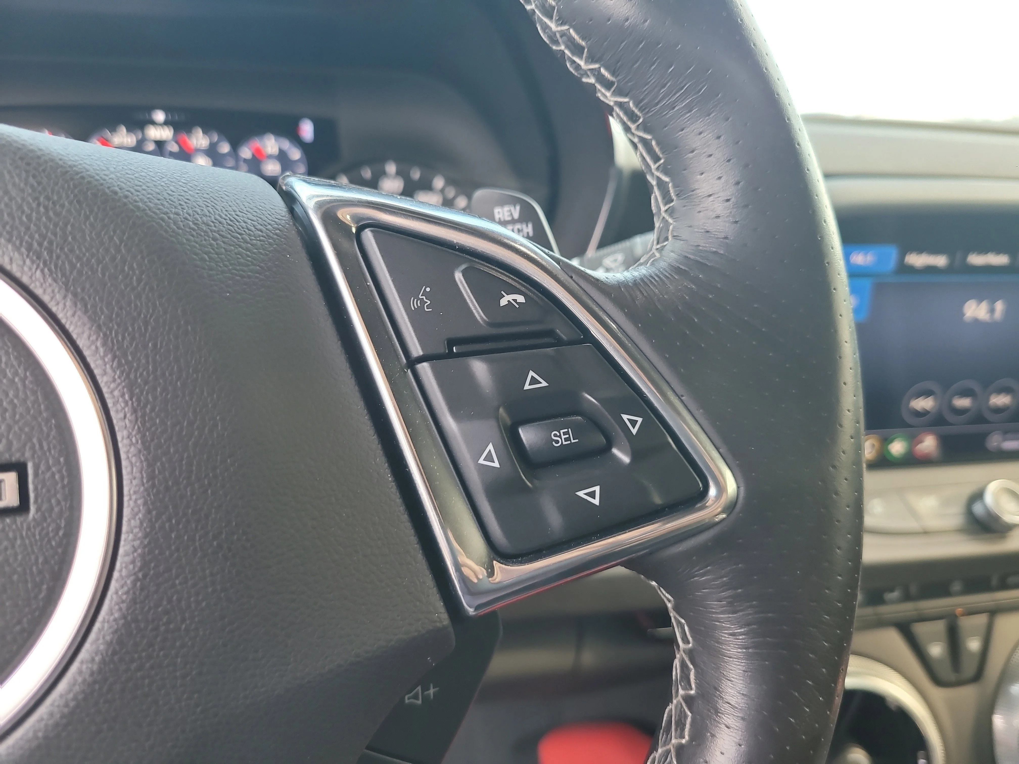 Used 2023 Sharkskin Metallic Chevrolet 1SS image 27