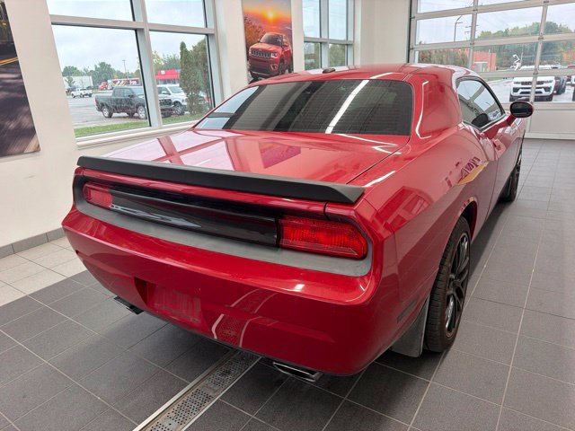 Used 2011 Redline 3 Coat Pearl Dodge  image 8