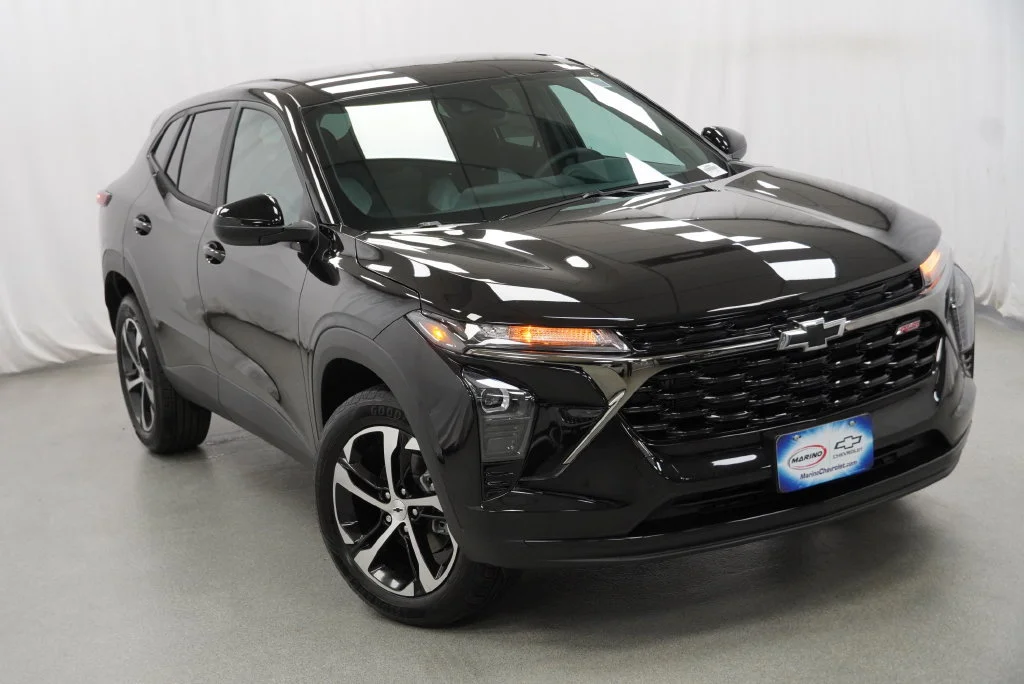New 2026 Mosaic Black Metallic Chevrolet 1RS image 12