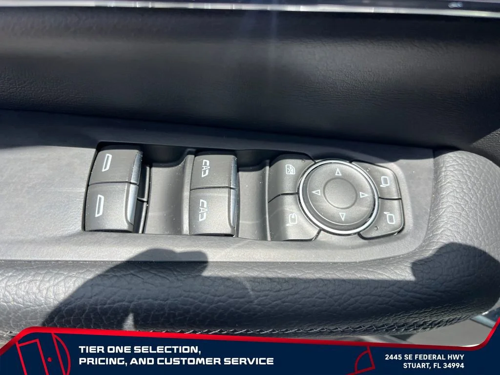 Used 2025 Summit White GMC Denali image 12