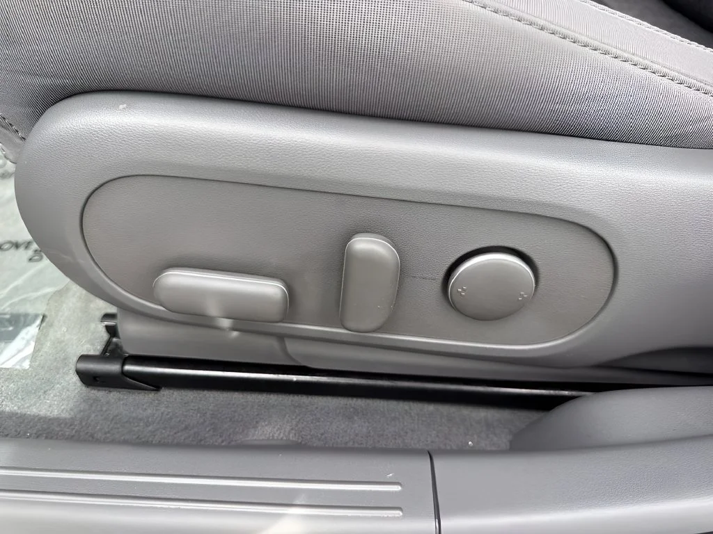 Used 2025 Gray Hyundai SE image 10