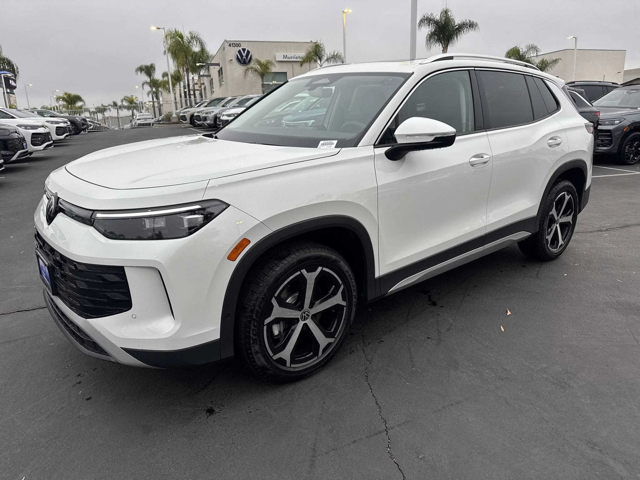 New 2026 Pure White Volkswagen SE image 4