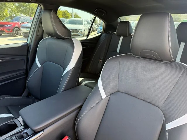 Used 2026  Toyota SE image 12